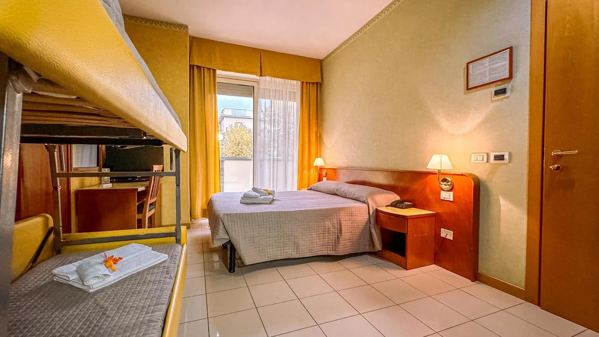 Hotel Remin Plaza Rimini 4*,  Italy